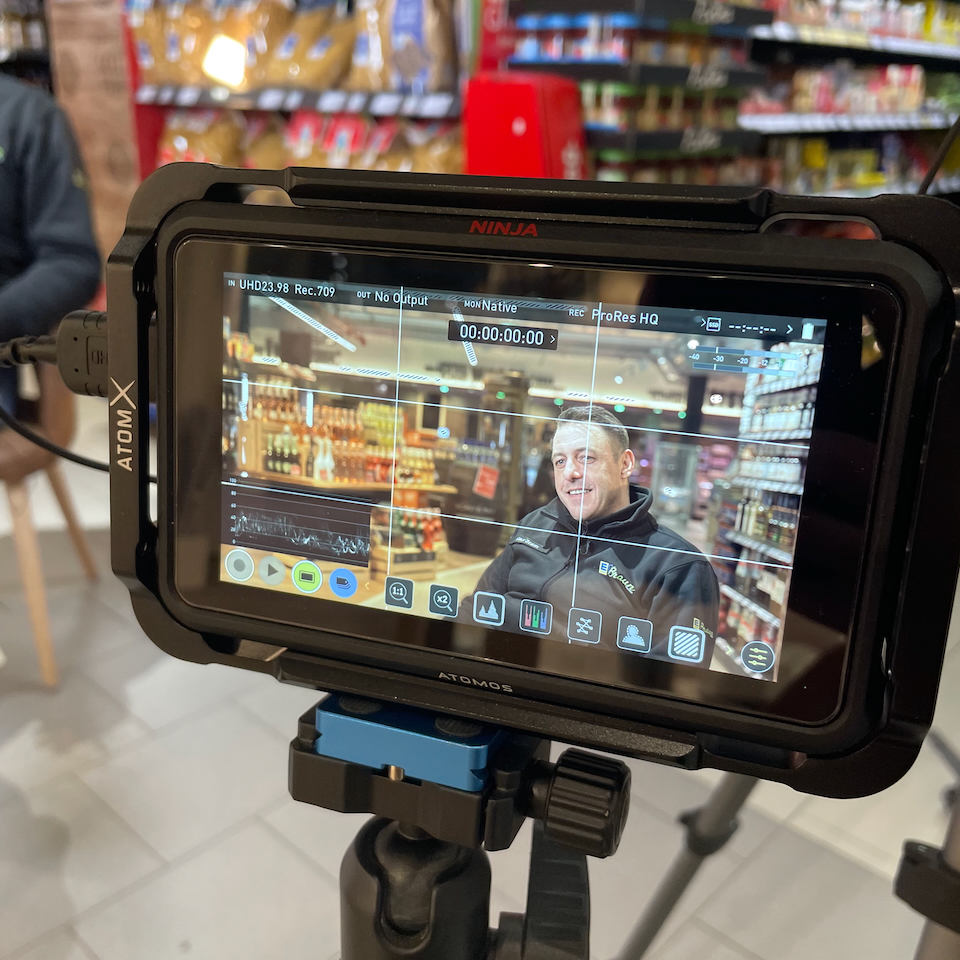 Nahaufnahme Monitor bei Interviewdreh von Siyapila Studios